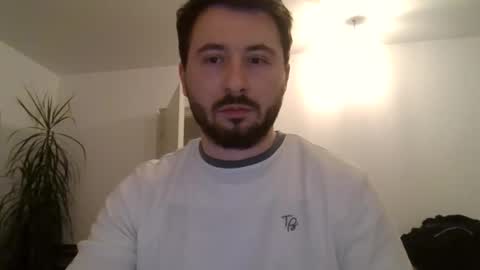 milfflover32 online show from February 5, 11:12 pm