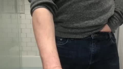 milkitdaddy online show from February 21, 4:18 am