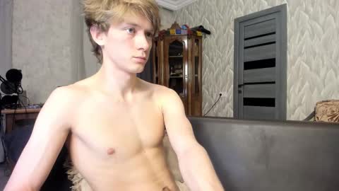 Isaac online show from February 25, 7:37 pm