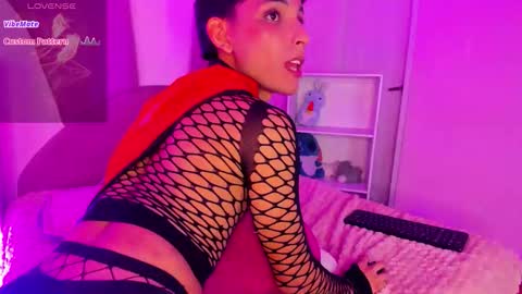 Snapshot of milo_dandy chatting on October 16, 9:56 pm milo_dandy online show from October 16, 9:56 pm