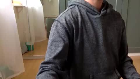 mince_alors online show from March 30, 5:14 pm