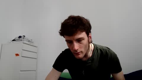 Snapshot of mindly chatting on September 24, 10:35 am Mindly online show from September 24, 10:35 am