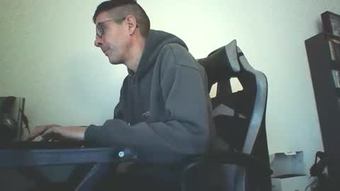 SperminatoR online show from November 6, 8:39 am