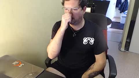 mistercoeur online show from December 29, 8:33 am