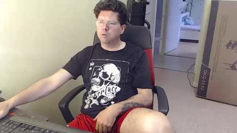 mistercoeur online show from April 11, 8:40 am