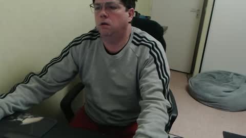 mistercoeur online show from March 7, 9:27 pm