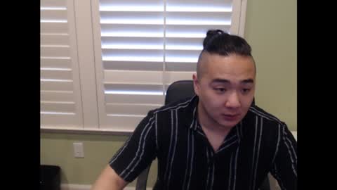 Eric online show from December 9, 10:37 pm