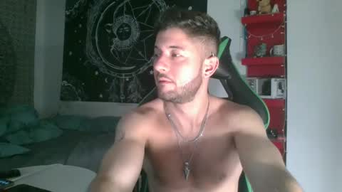 Snapshot of mistxss chatting on January 9, 11:03 am mistxss online show from January 9, 11:03 am