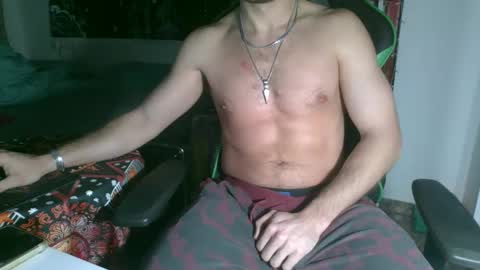 Snapshot of mistxss chatting on March 8, 5:14 am mistxss online show from March 8, 5:14 am