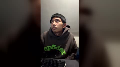 mizukix300 online show from March 18, 5:21 am