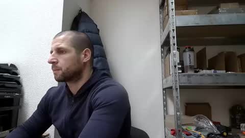 shy athlete online show from December 13, 9:25 am