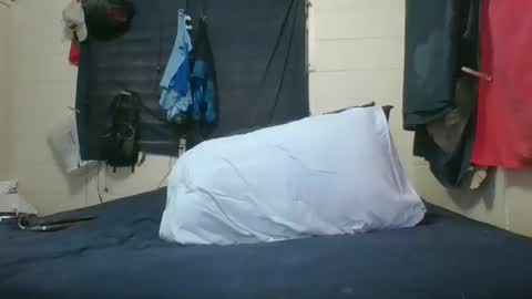 Snapshot of mobybigdick69 chatting on December 12, 11:50 am Moby online show from December 12, 11:50 am