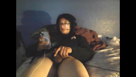 Snapshot of mochaandcreme chatting on February 9, 9:37 am mochaandcreme online show from February 9, 9:37 am