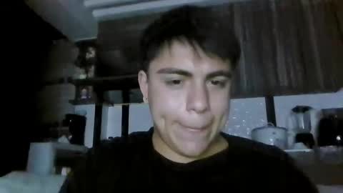 molimoli08 online show from December 14, 12:44 am