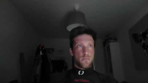 moms_little_monster online show from December 11, 6:59 pm