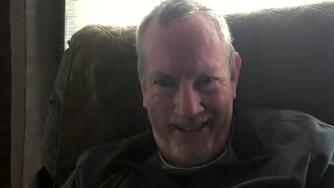 Monkee Dance online show from April 21, 8:04 pm