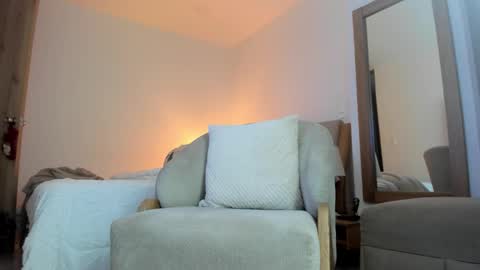 jalejoc online show from December 2, 2:25 am