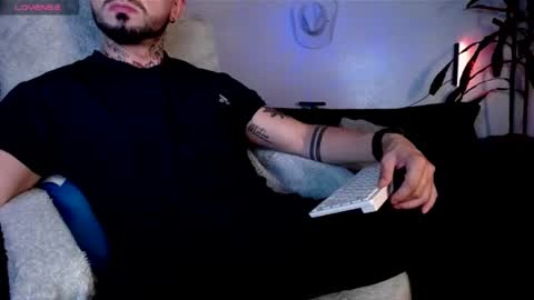 monnojones online show from January 11, 2:41 am