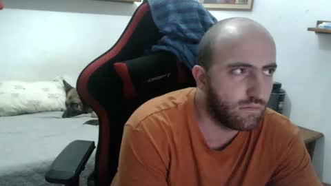 Snapshot of morenoch19 chatting on October 23, 4:54 pm alejo online show from October 23, 4:54 pm