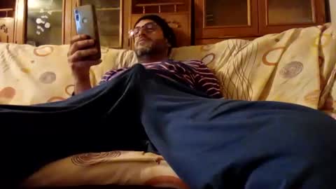 Nomadu online show from December 9, 9:17 am