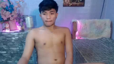 mostwantedtwink online show from July 2, 11:00 pm