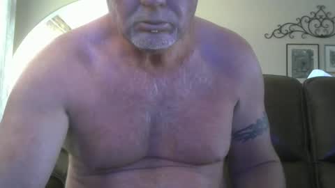 Snapshot of motorguy08 chatting on October 23, 9:18 pm motorguy08 online show from October 23, 9:18 pm