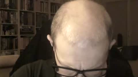 Snapshot of moviem1978 chatting on January 4, 5:47 pm Frederik online show from January 4, 5:47 pm