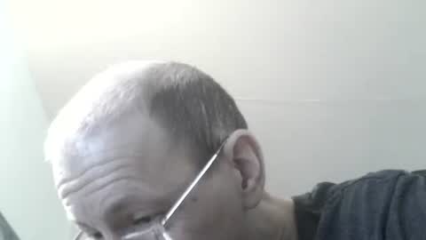 Snapshot of moviem1978 chatting on January 10, 10:50 am Frederik online show from January 10, 10:50 am