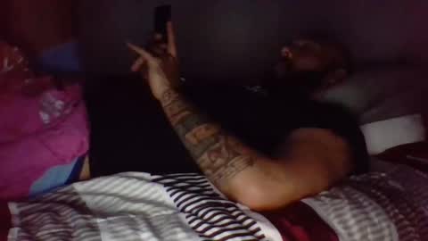 Snapshot of mr8plus chatting on January 10, 7:35 am Mr8 online show from January 10, 7:35 am