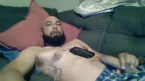 Snapshot of mr8plus chatting on September 16, 12:34 am Mr8 online show from September 16, 12:34 am