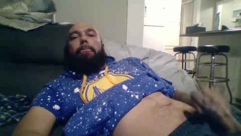 Snapshot of mr8plus chatting on October 10, 12:59 am Mr8 online show from October 10, 12:59 am