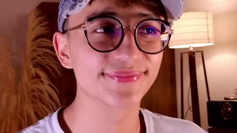 Mr Evans online show from November 4, 2:51 pm