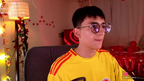 Snapshot of mr_evan1 chatting on February 13, 2:42 pm Mr Evans online show from February 13, 2:42 pm