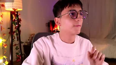 Snapshot of mr_evan1 chatting on February 17, 1:10 pm Mr Evans online show from February 17, 1:10 pm