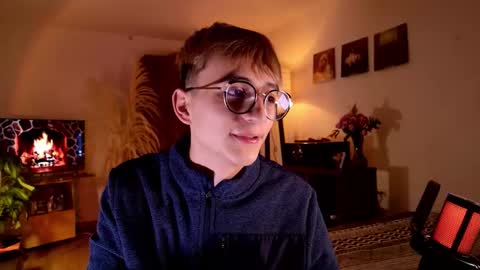 Snapshot of mr_evan1 chatting on October 9, 3:17 pm Mr Evans online show from October 9, 3:17 pm