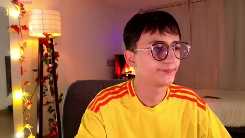 Snapshot of mr_evan1 chatting on February 20, 1:51 pm Mr Evans online show from February 20, 1:51 pm