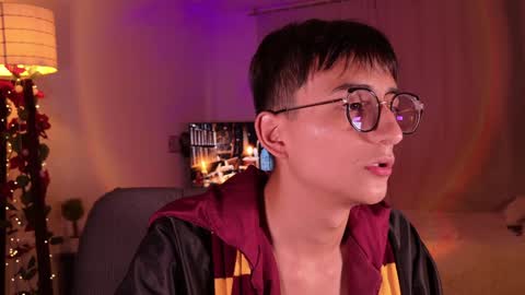 Snapshot of mr_evan1 chatting on January 27, 3:07 pm Mr Evans online show from January 27, 3:07 pm