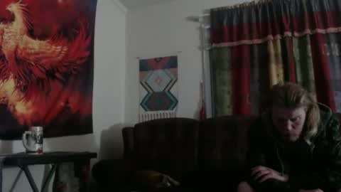 Snapshot of mr_happy12 chatting on February 8, 2:26 am mr_happy12 online show from February 8, 2:26 am