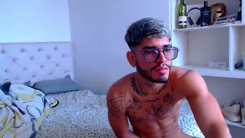 mr_jordan2310 online show from March 1, 6:21 pm