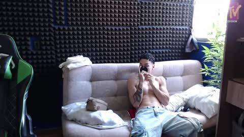 Call me Angel please online show from November 8, 4:21 pm