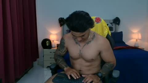 mr_maximo online show from July 2, 1:15 am