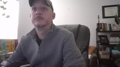 MrMcCray online show from March 8, 5:09 pm