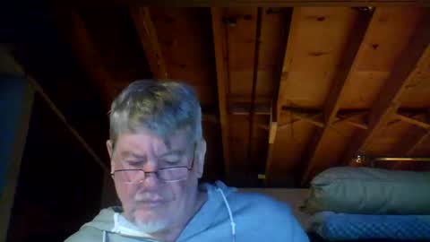 mrblade666 online show from March 3, 11:33 pm