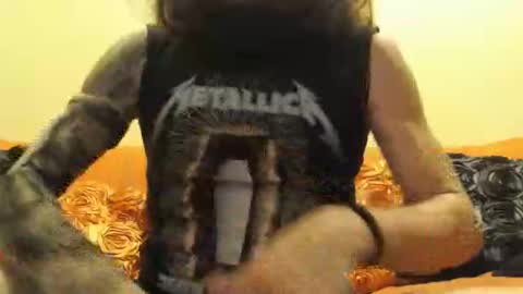 Snapshot of mrdeco8o chatting on February 1, 1:02 am I am  online show from February 1, 1:02 am