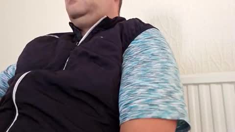 MrTribute online show from September 19, 10:04 am