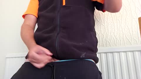 MrTribute online show from September 12, 1:11 pm