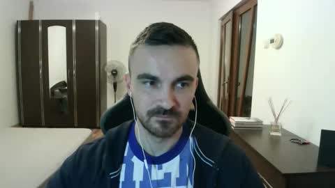 Victor online show from March 4, 7:21 pm