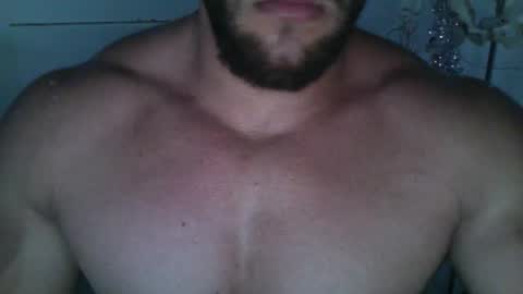 muscle0987654321 online show from April 19, 4:25 am
