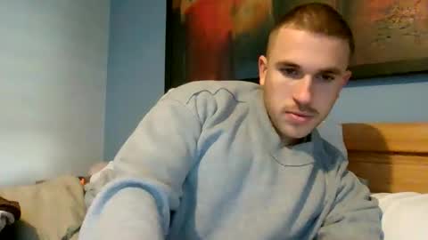 muscleshow00 online show from January 10, 8:29 am