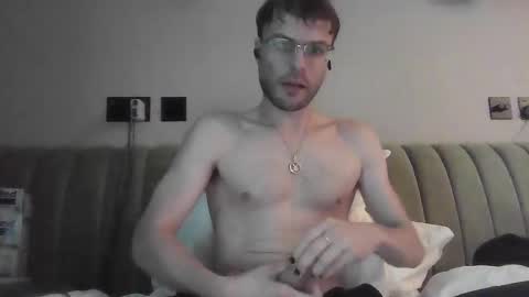 mustard42 online show from April 20, 5:43 am